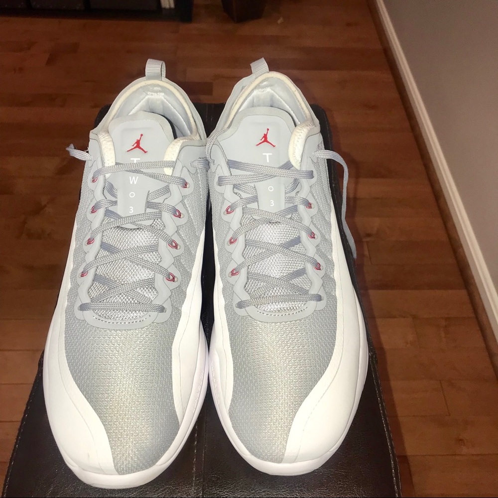 Nike Jordan Lunarlon Men’s Athletic Shoes-Size 13